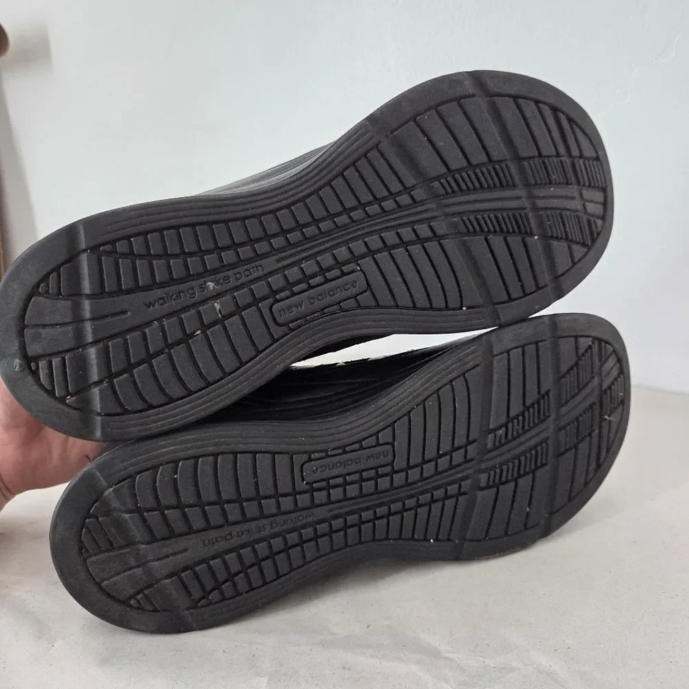 New Balance Abzorb Walking Shoe Men 11 Black 577BK Leather Athletic Workout Gym